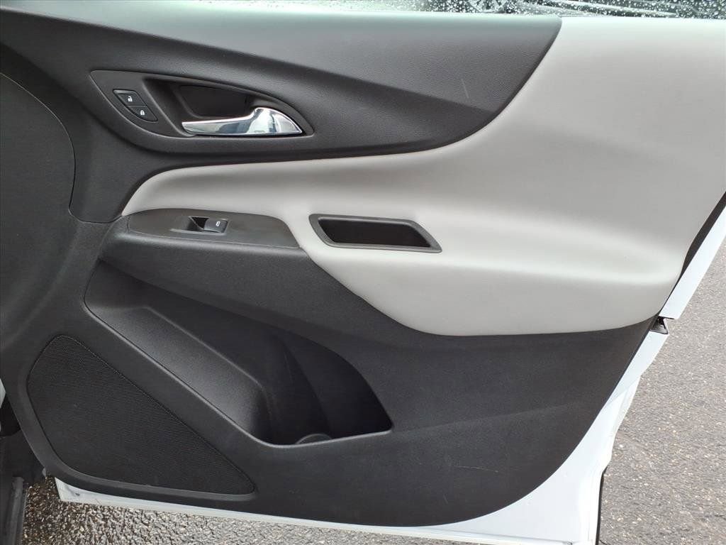 Used 2022 Chevrolet Equinox LT image 14