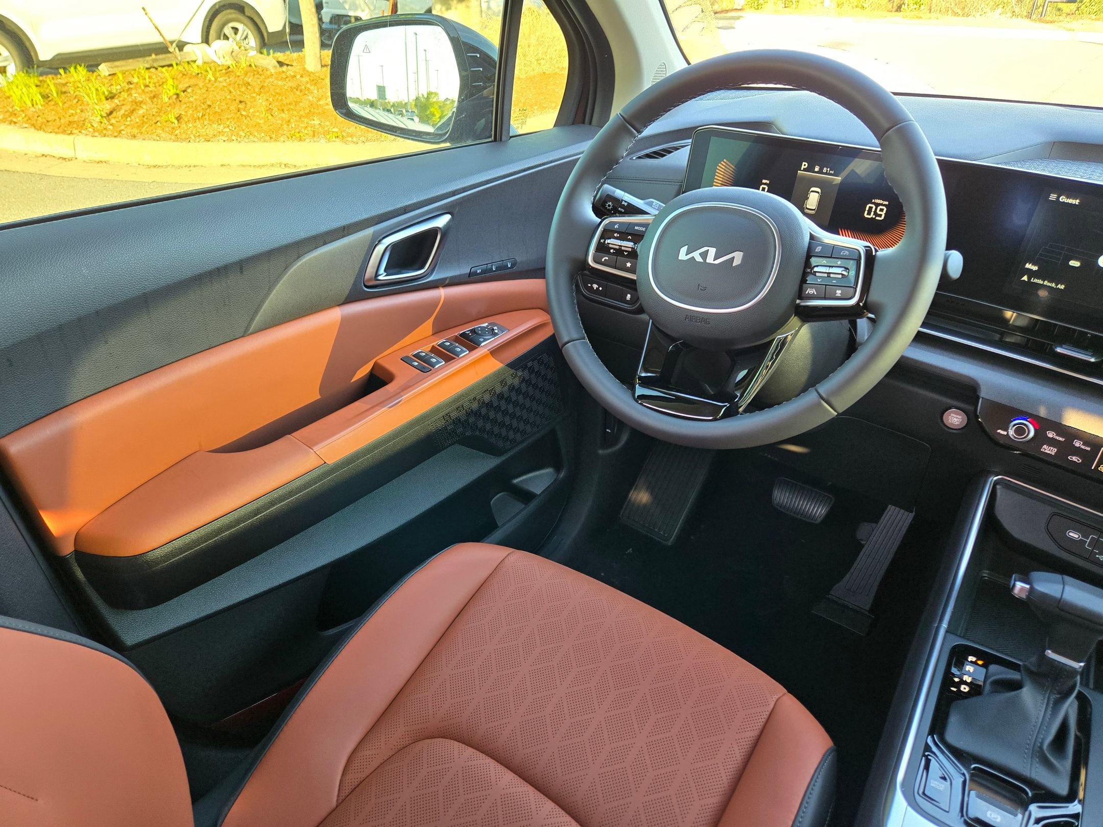 New 2026 Kia Carnival EX FWD image 9