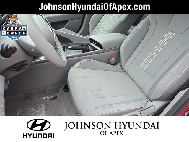 Certified 2025 Hyundai Elantra Sport FWD image 24