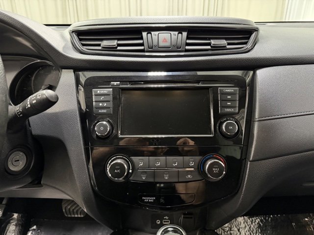 Used 2019 Nissan Rogue S w/ Special Edition Package image 13