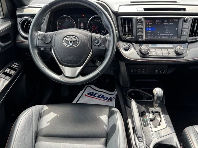 Used 2016 Toyota RAV4 SE AWD/4WD image 17