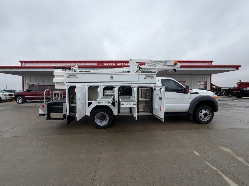 Used 2013 Ford F550 2WD Regular Cab Super Duty w/ Payload Upgrade Pkg image 9