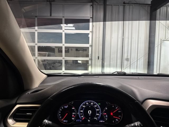 Used 2020 GMC Acadia Denali w/ Trailering Package AWD/4WD image 7