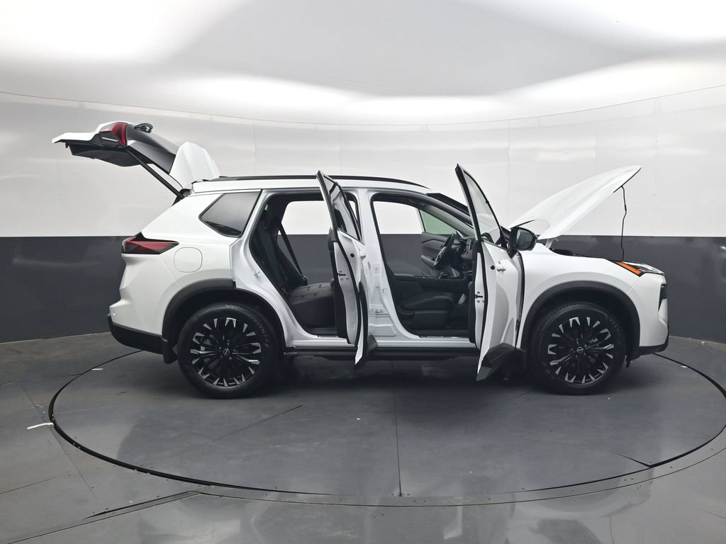 New 2026 Nissan Rogue Dark Armor FWD image 37