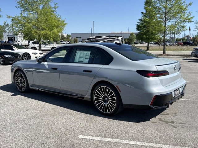New 2026 BMW 740i RWD image 5