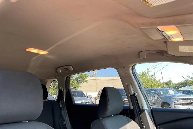 Used 2024 Nissan Rogue S AWD/4WD image 25