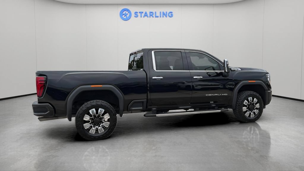 Used 2024 GMC Sierra 2500 Denali AWD/4WD image 10