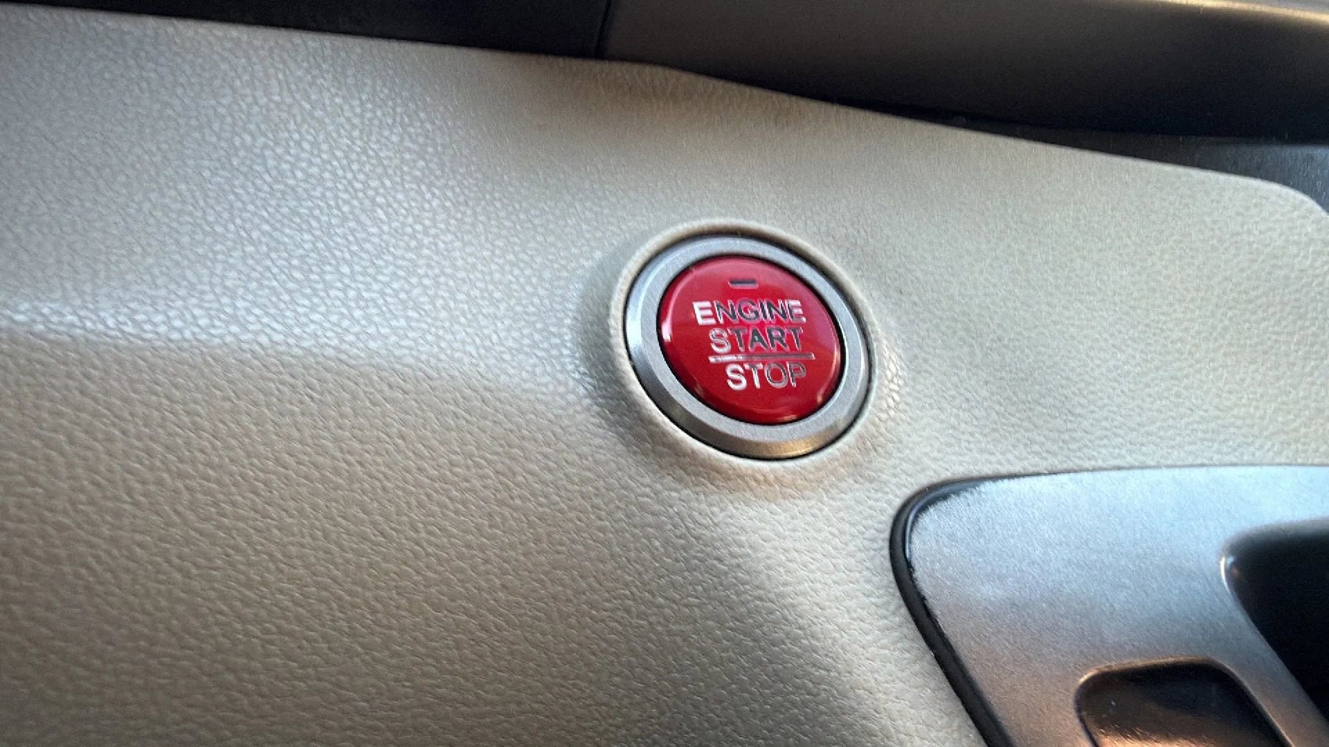 Used 2017 Honda Odyssey Touring Elite image 39