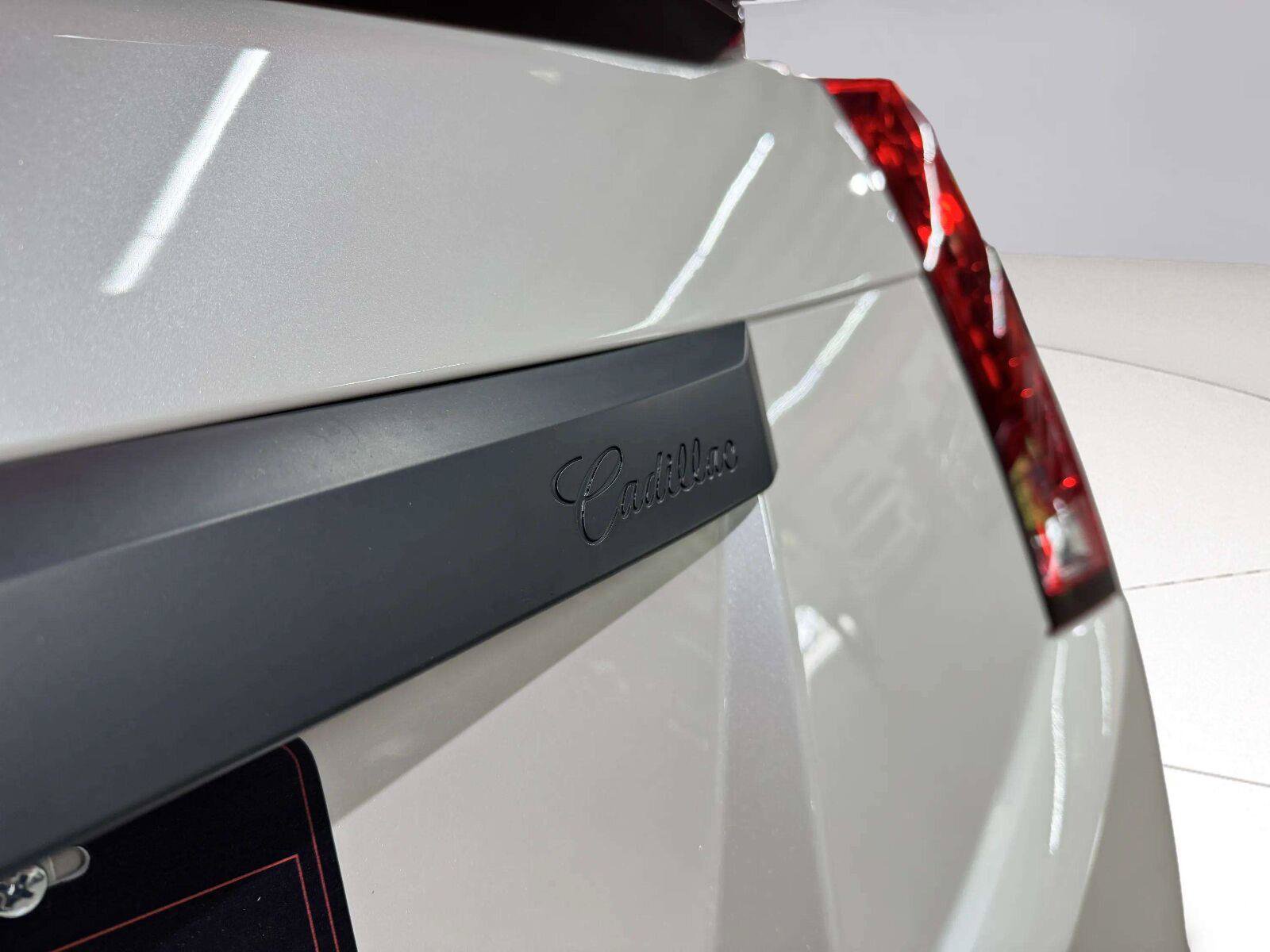 Used 2014 Cadillac CTS V w/ Wood Trim Package RWD image 16