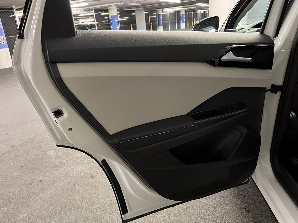New 2027 Volkswagen Taos S FWD image 17