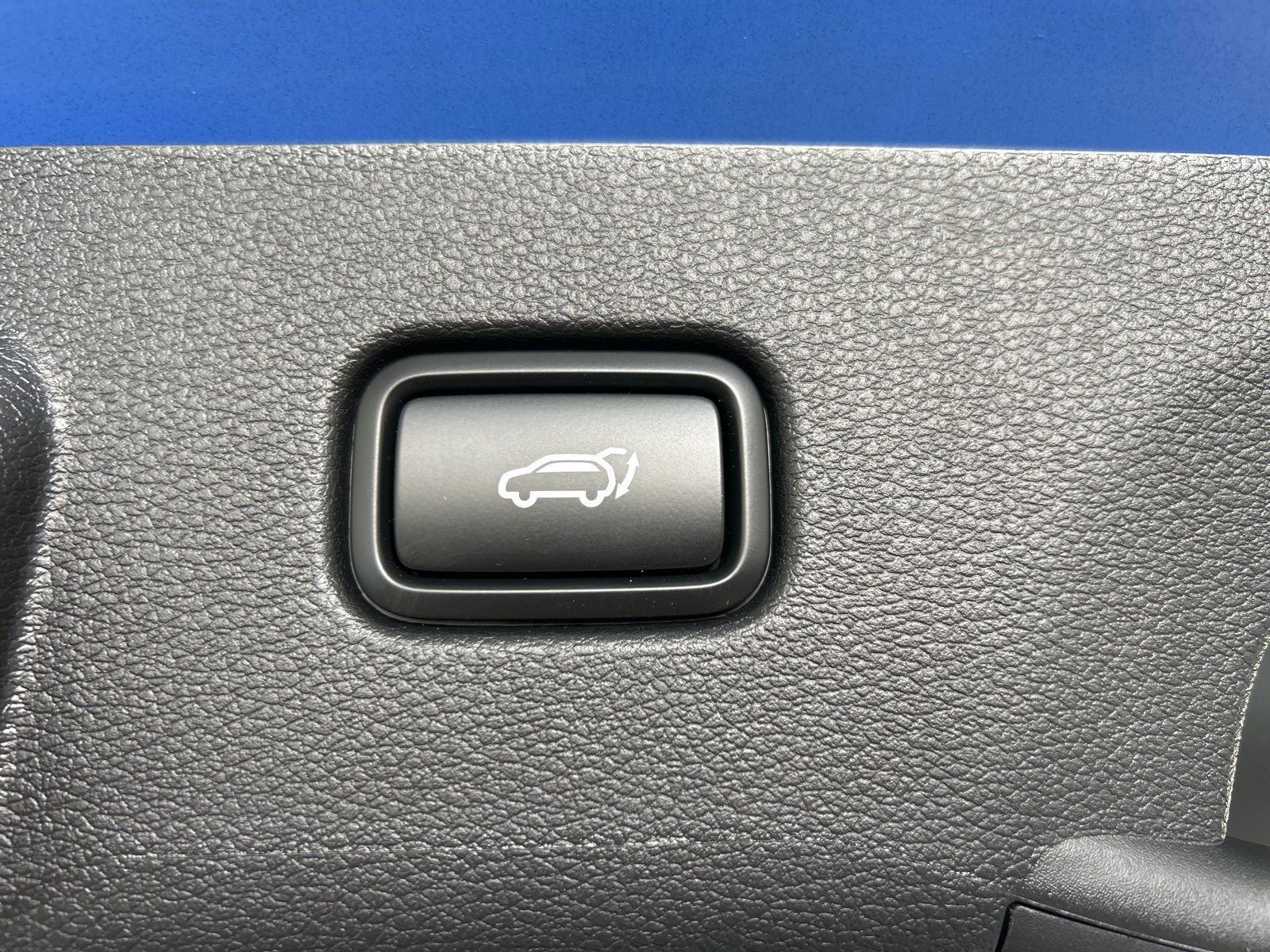 New 2026 Kia Sportage EX image 13