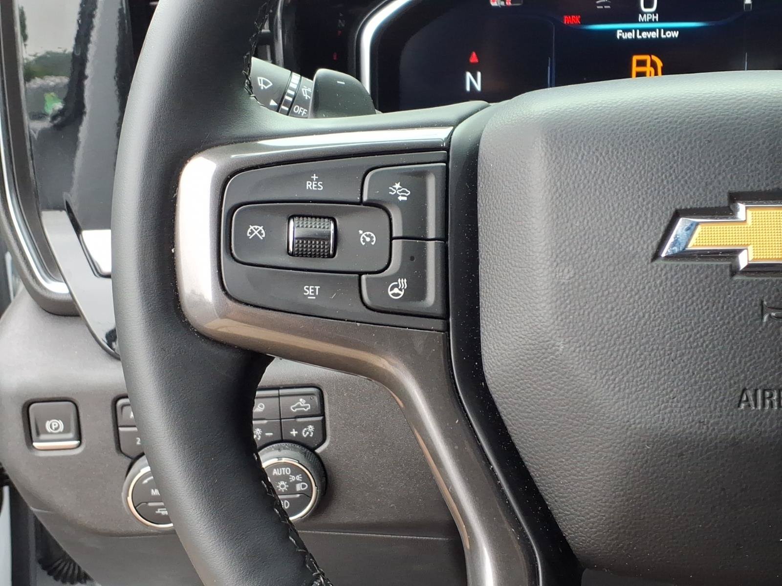 Used 2024 Chevrolet Silverado 1500 High Country w/ High Country Premium Package AWD/4WD image 17