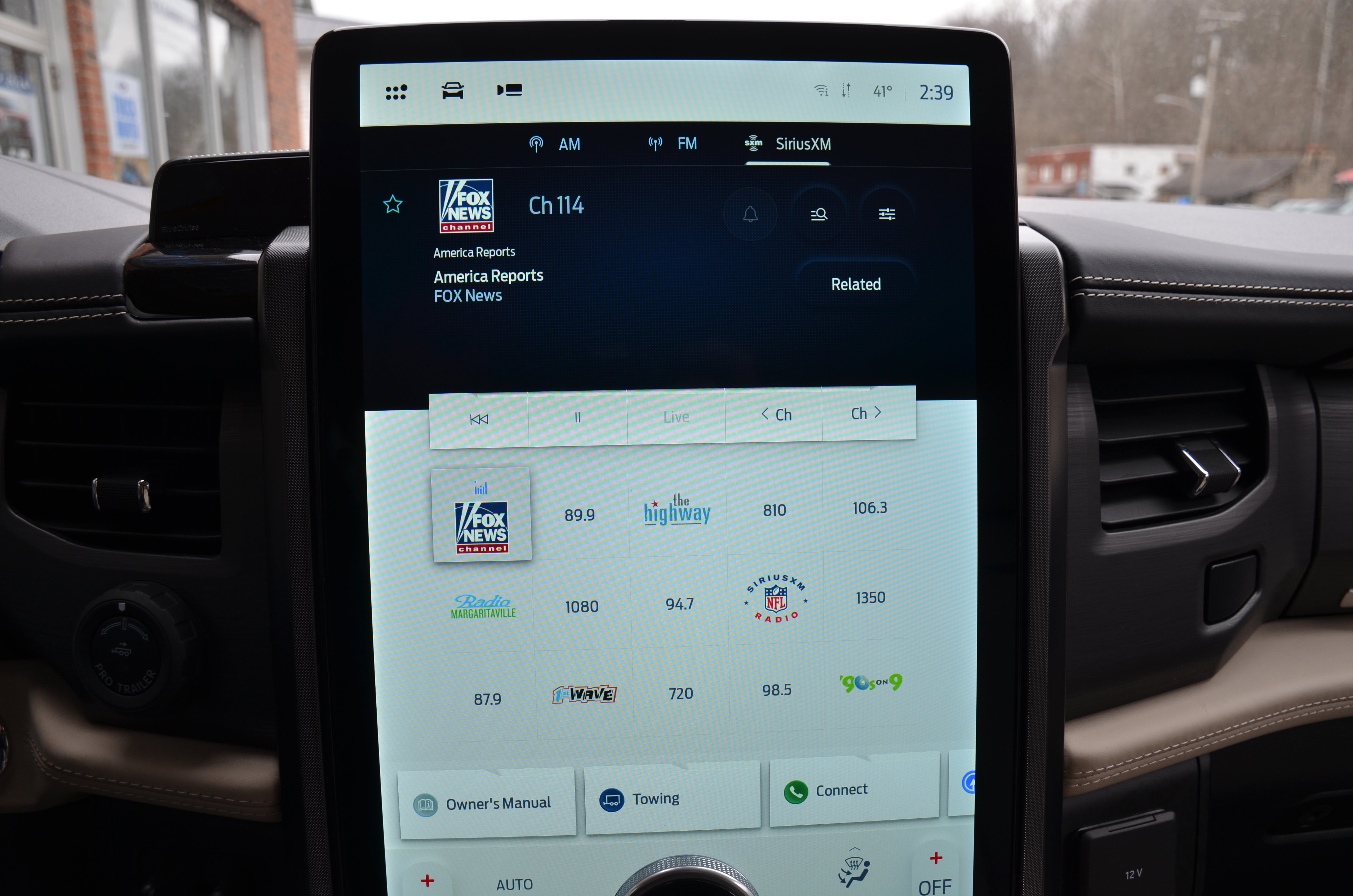 New 2024 Ford Expedition Max Platinum AWD/4WD image 13