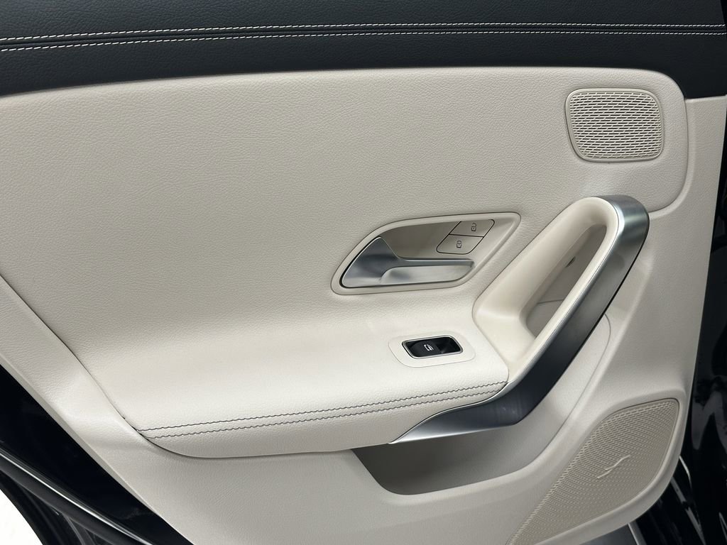 Certified 2025 Mercedes-Benz CLA 250 4MATIC image 23