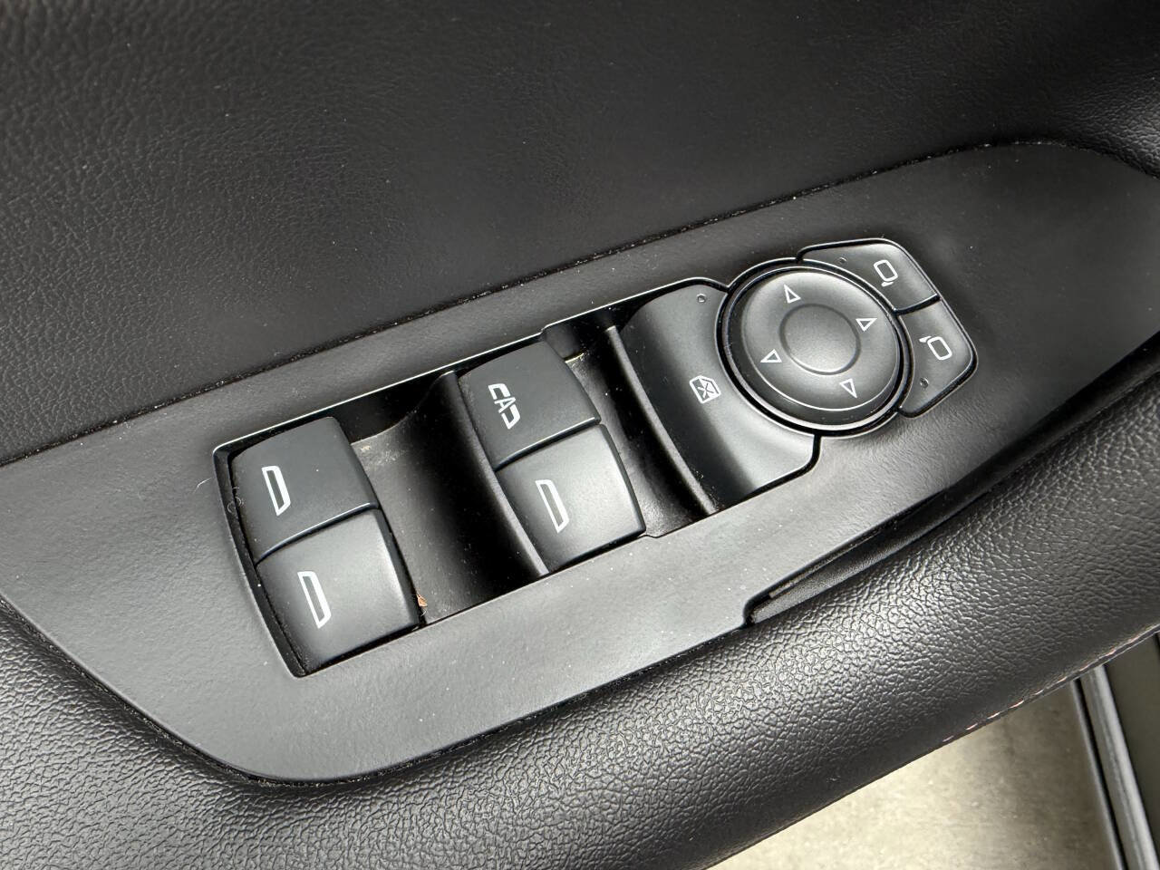 Used 2022 Chevrolet Blazer RS AWD/4WD image 17