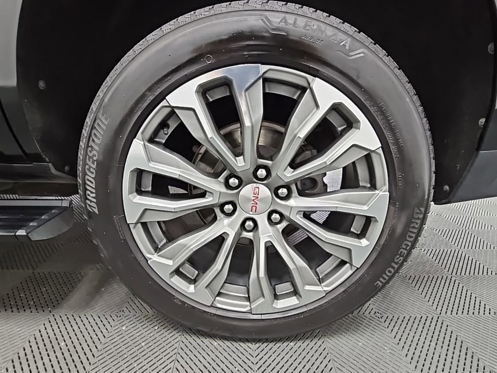 Used 2021 GMC Yukon Denali w/ Denali Premium Package image 50