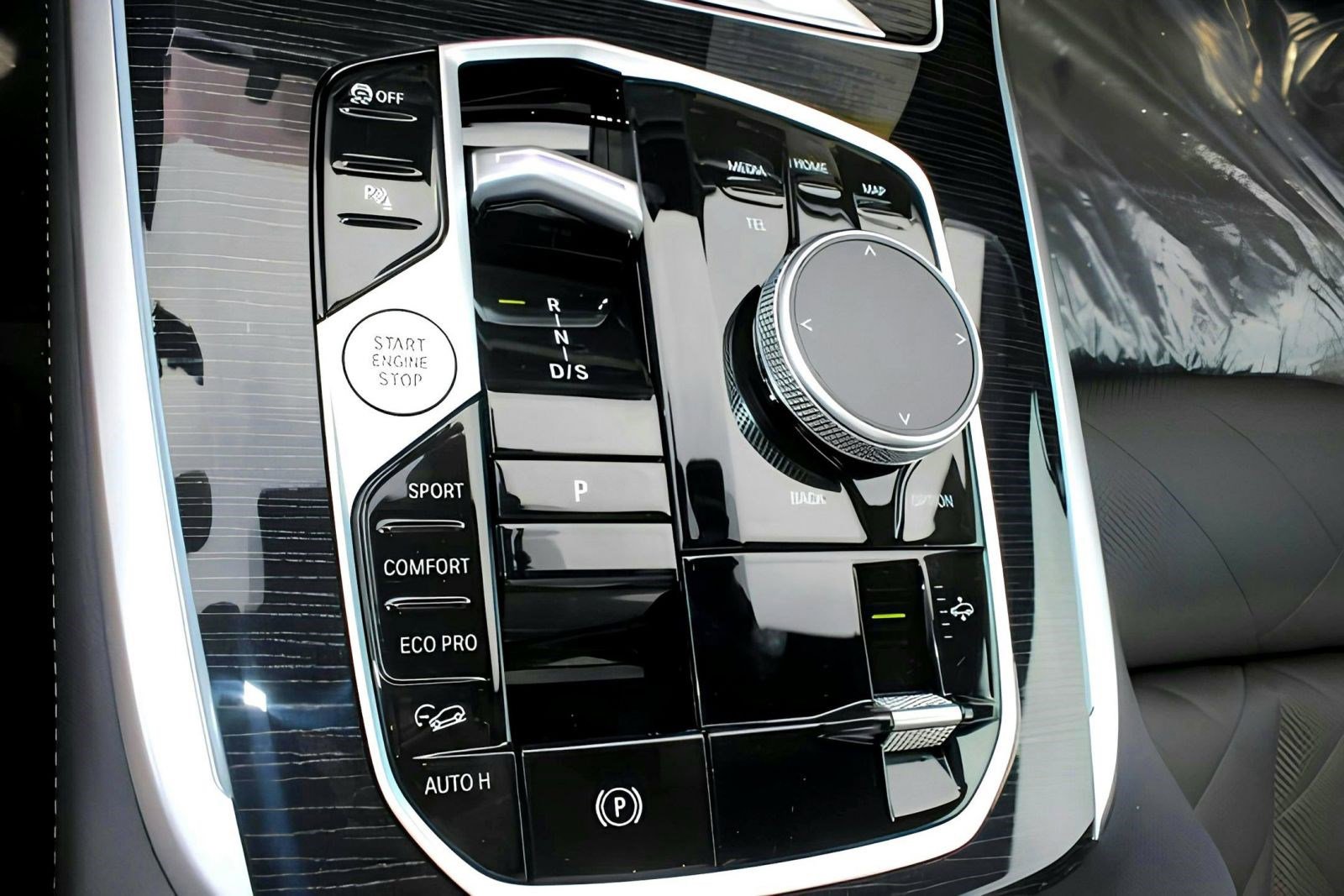 Used 2026 BMW X7 xDrive40i w/ M Sport Package image 18