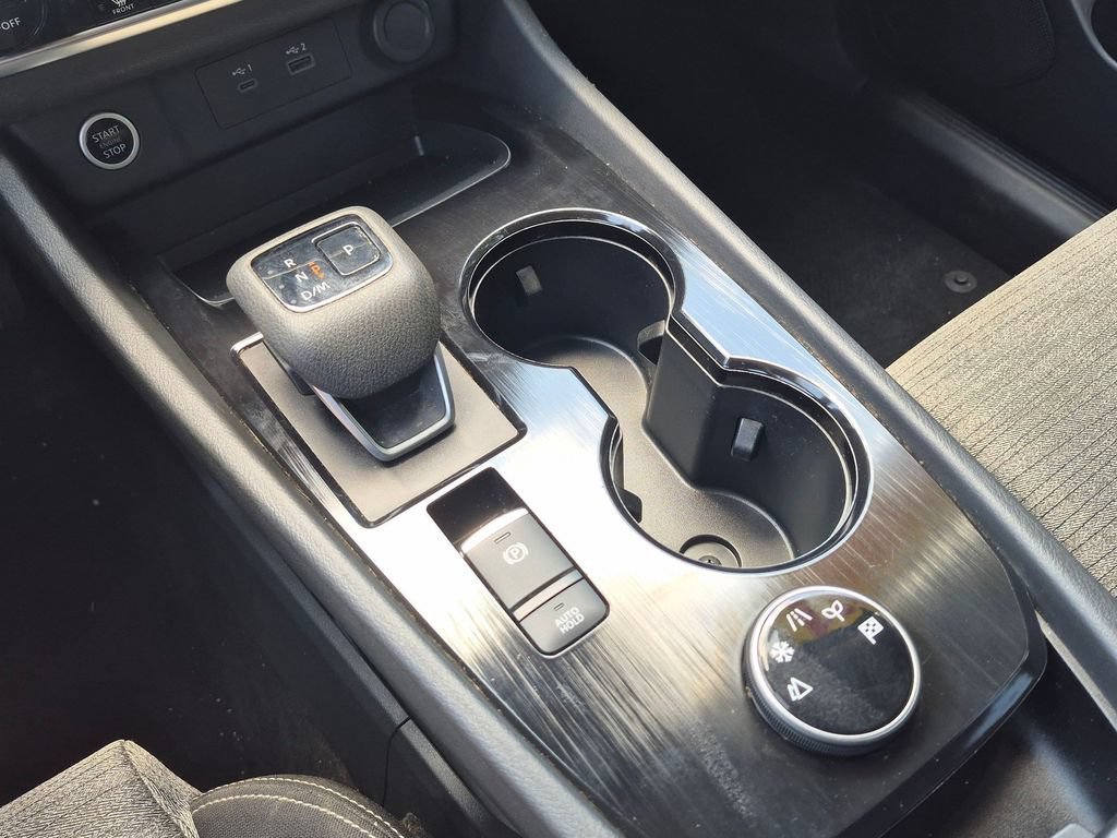 Certified 2021 Nissan Rogue SV AWD/4WD image 16