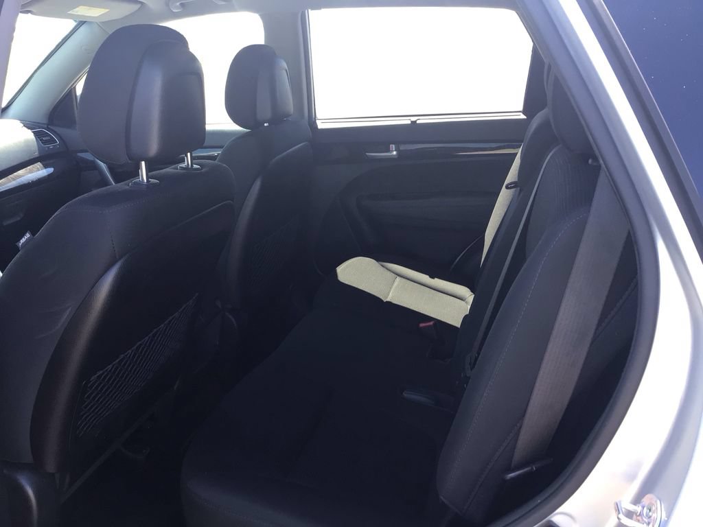 Used 2014 Kia Sorento LX AWD/4WD image 8