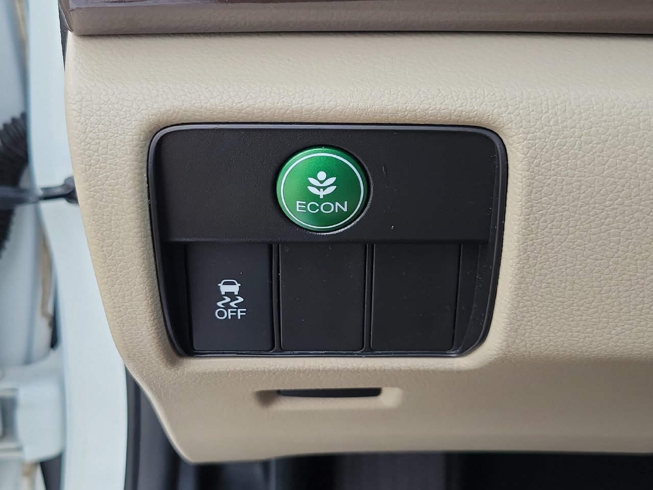 Used 2016 Honda Accord EX image 28