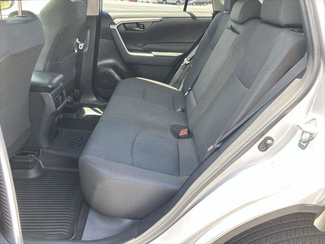Certified 2025 Toyota RAV4 LE FWD image 22