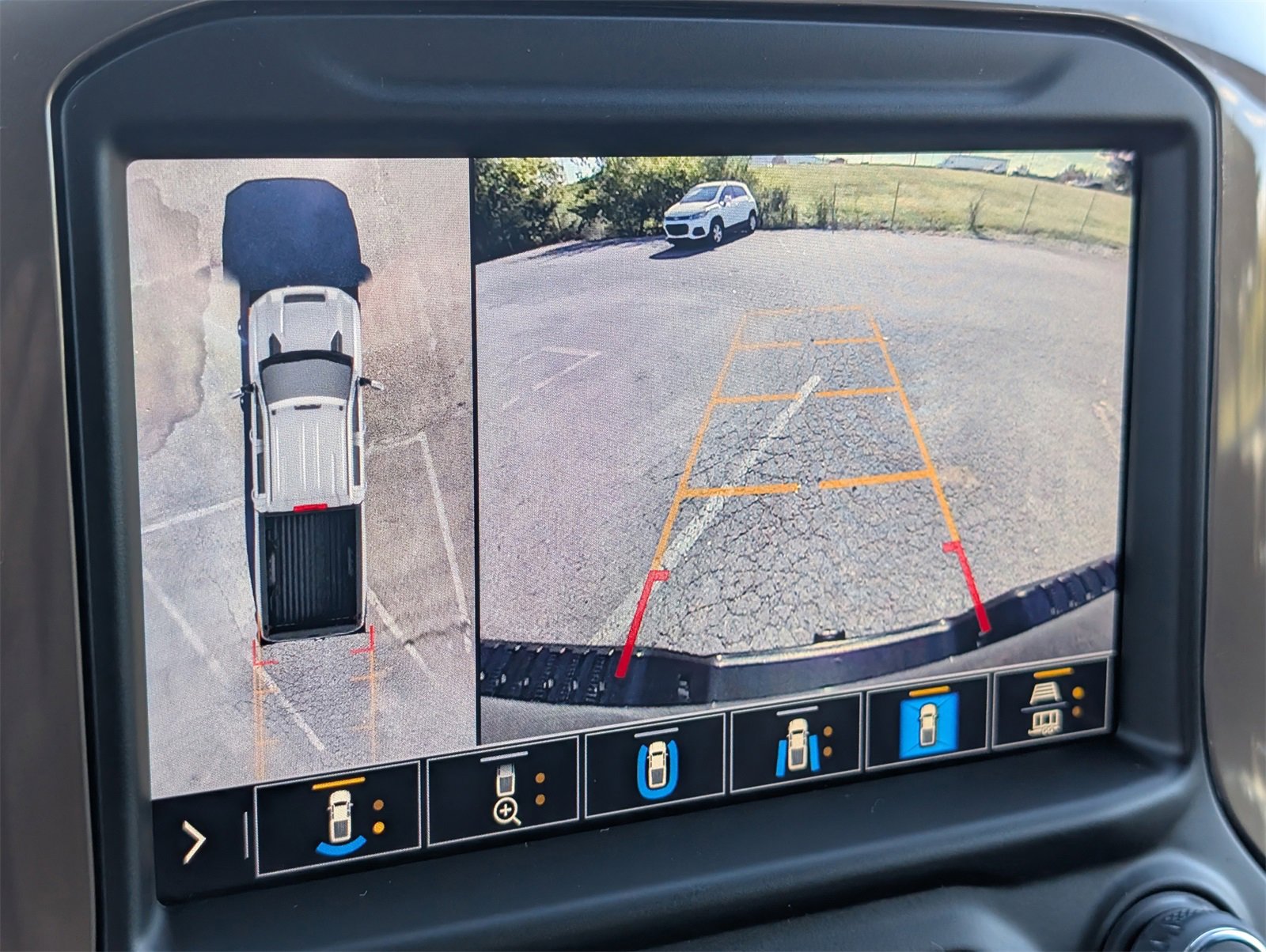 Certified 2023 Chevrolet Silverado 2500 High Country w/ Safety Package II image 19