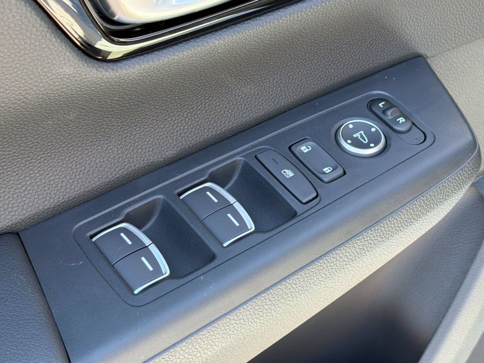 New 2026 Honda CR-V EX-L image 20