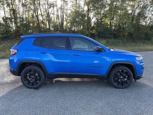 New 2026 Jeep Compass Latitude w/ Quick Order Package 29K image 11