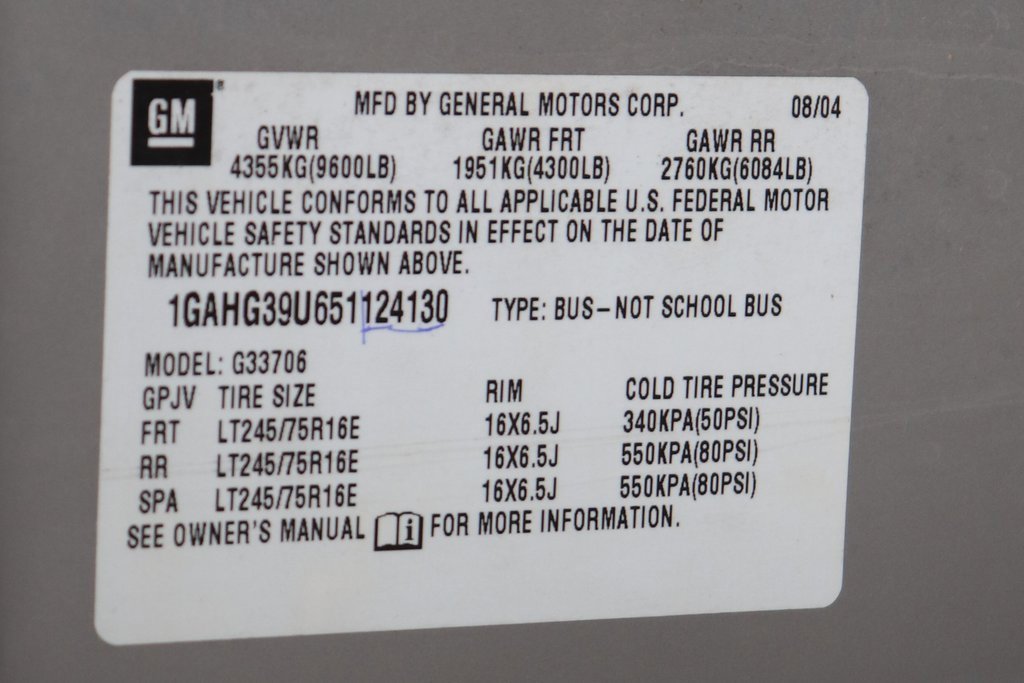 Used 2005 Chevrolet Express 3500 Extended Passenger w/ LS Preferred Equipment Group image 38