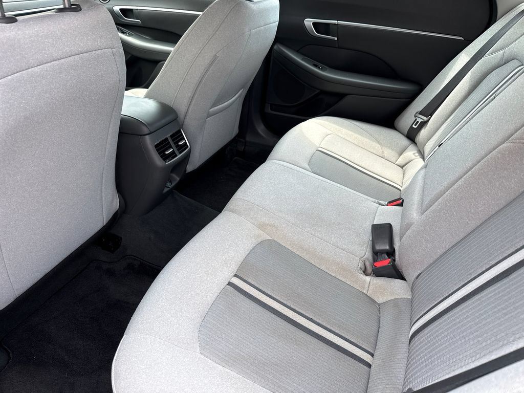 Used 2021 Hyundai Sonata SEL w/ Convenience Package FWD image 16