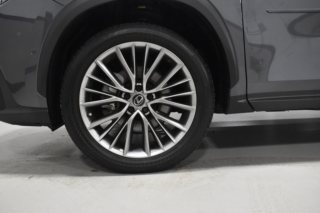 Used 2022 Lexus NX 350h AWD w/ Vision Package image 10
