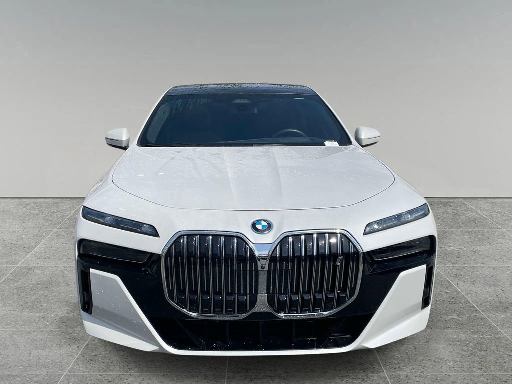 Used 2024 BMW i7 eDrive50 w/ M Sport Package image 8