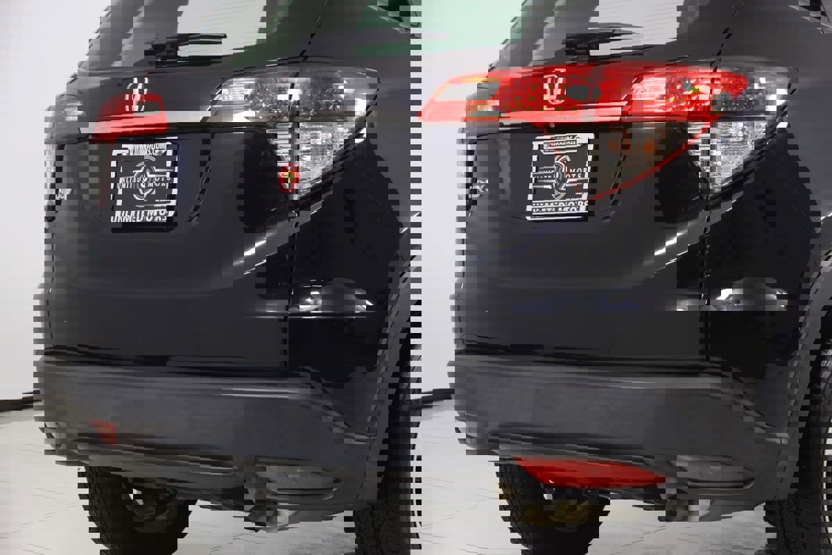 Used 2021 Honda HR-V LX image 35