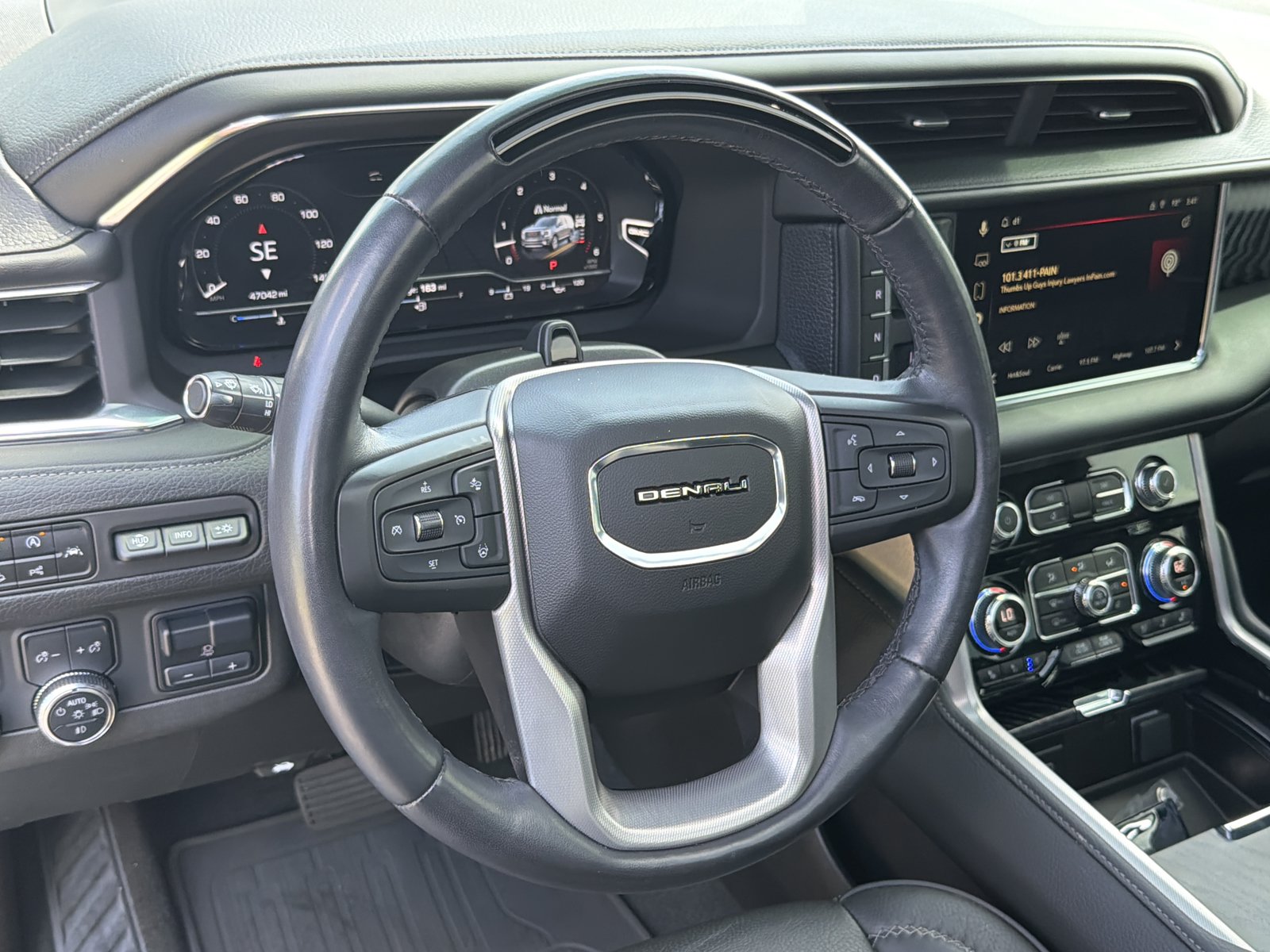 Used 2023 GMC Yukon Denali w/ Denali Reserve Package AWD/4WD image 17