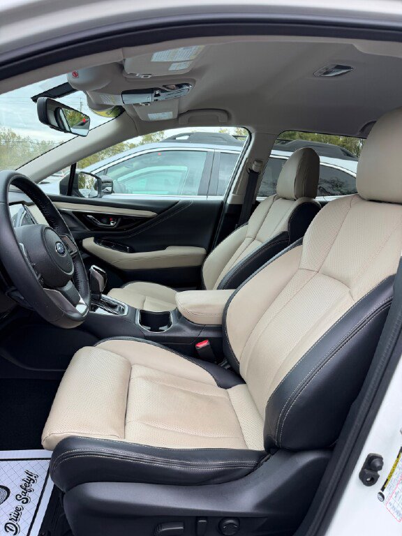 Used 2021 Subaru Outback Limited image 6
