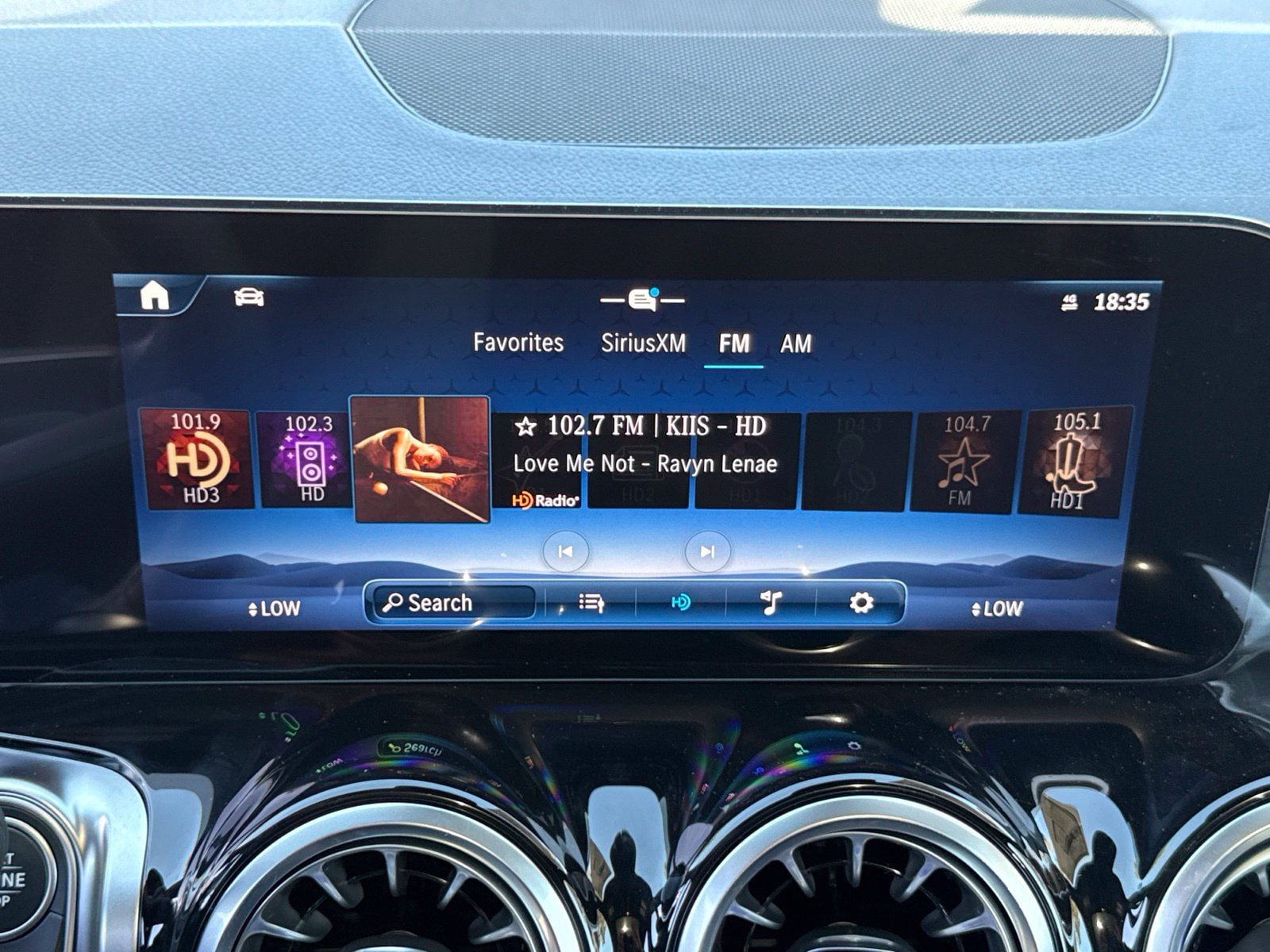 New 2026 Mercedes-Benz GLB 250 4MATIC image 27
