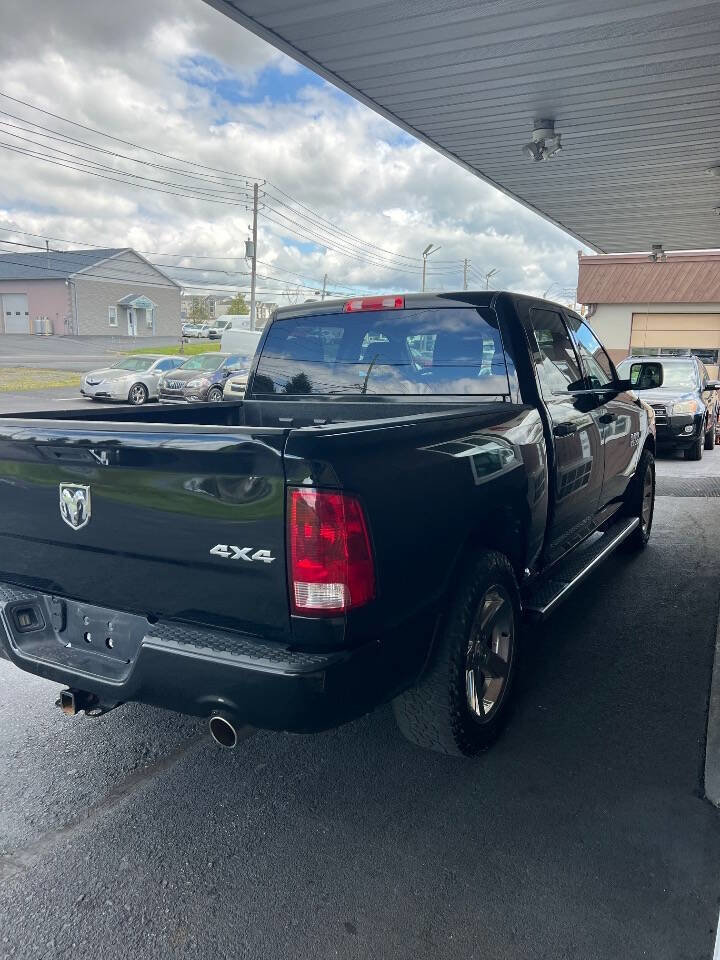 Used 2014 RAM 1500 Express AWD/4WD image 4