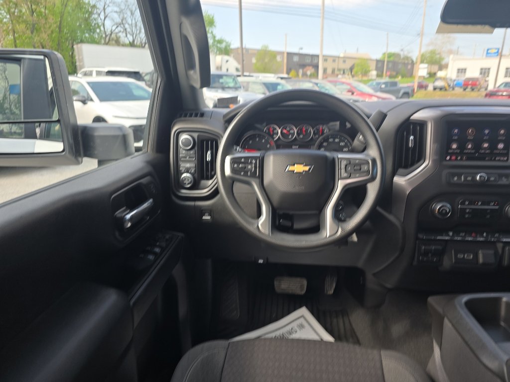 Used 2023 Chevrolet Silverado 2500 Custom w/ Custom Value Package AWD/4WD image 17