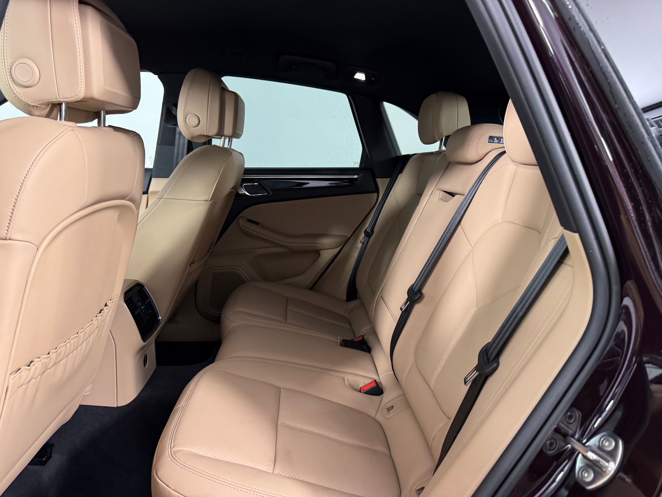 New 2025 Porsche Macan image 16