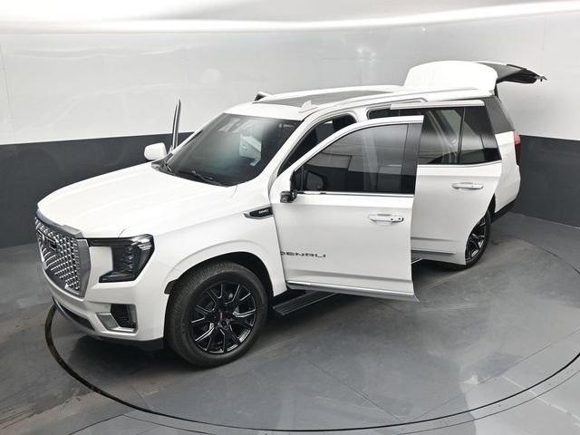 Used 2021 GMC Yukon Denali w/ Denali Premium Package RWD image 20