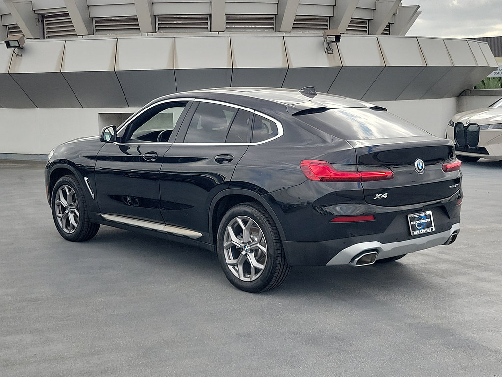 Used 2024 BMW X4 xDrive30i AWD/4WD image 2