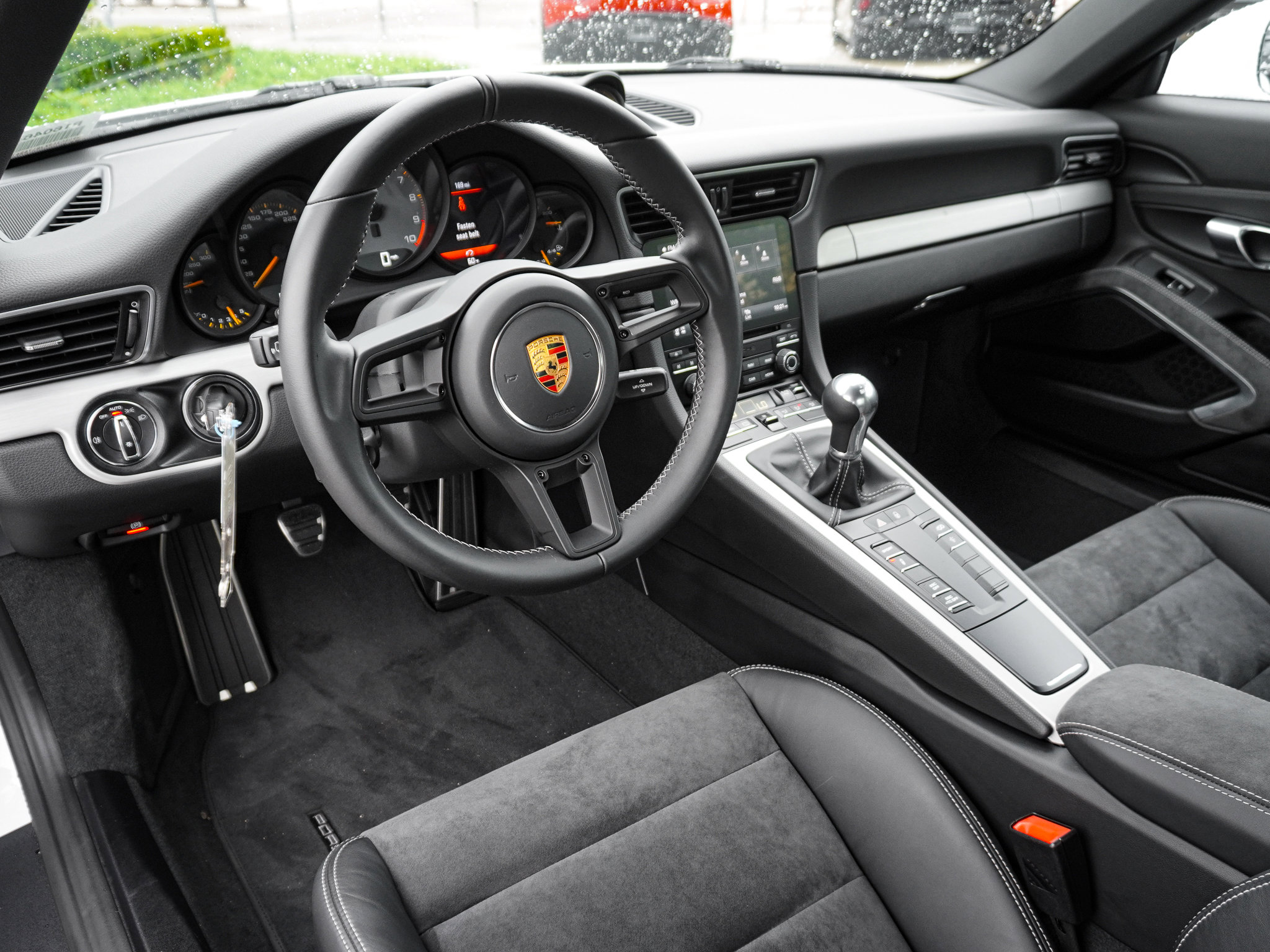 Used 2018 Porsche 911 GT3 w/ Sport Chrono Package RWD image 19