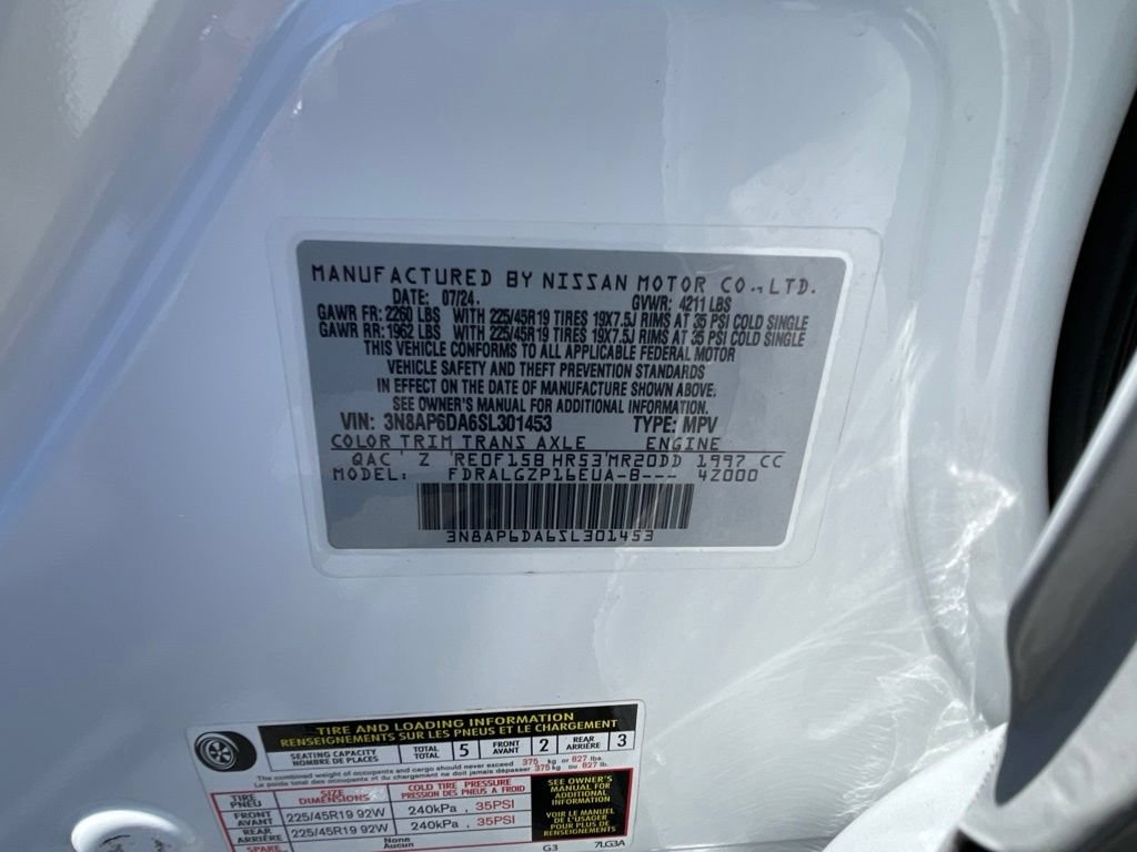 Certified 2025 Nissan Kicks SR FWD image 31