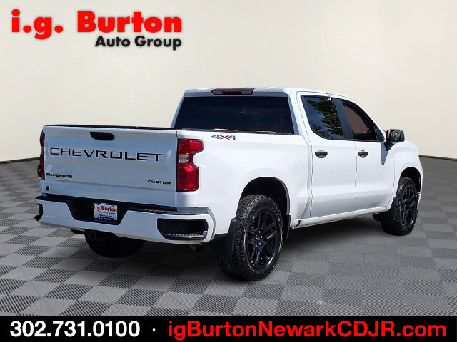 Used 2023 Chevrolet Silverado 1500 Custom w/ LPO, Dark Essentials Package AWD/4WD image 6