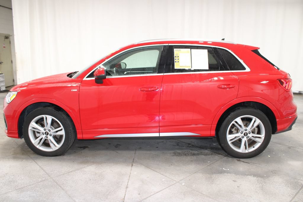 Used 2023 Audi Q3 2.0T Premium Plus w/ Premium Plus Package AWD/4WD image 6