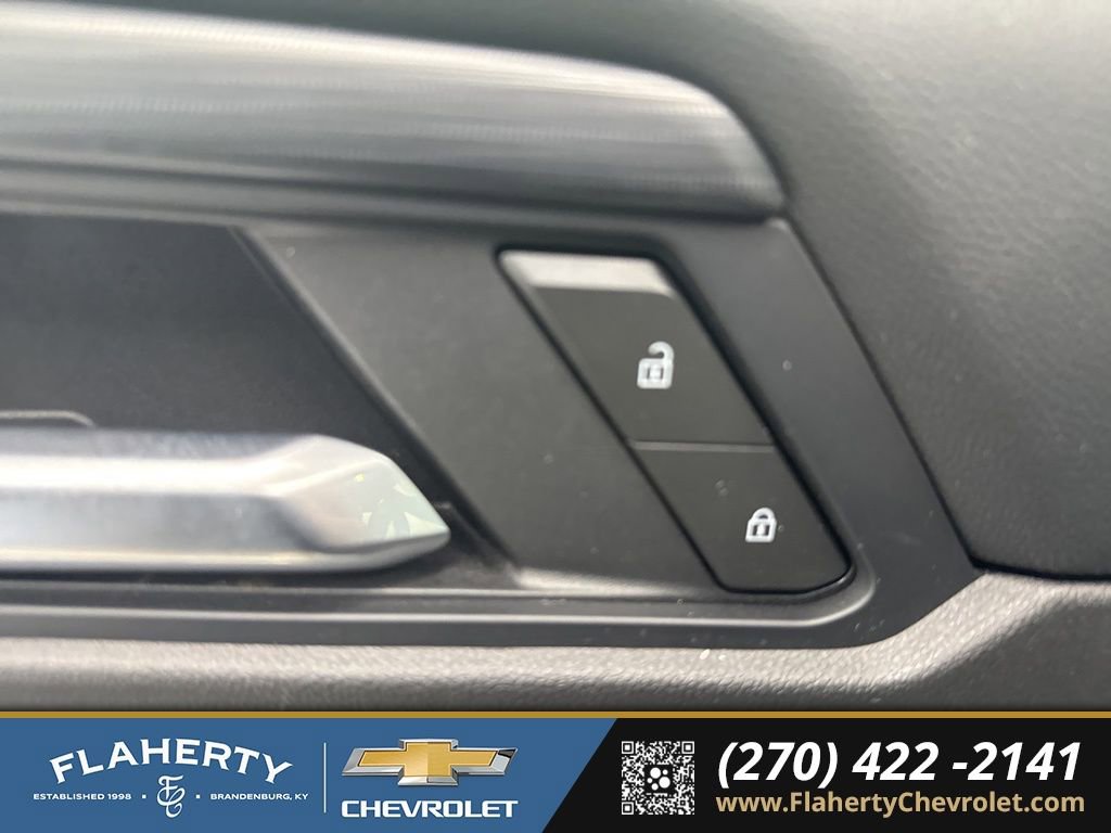 Used 2025 GMC Acadia Elevation image 19