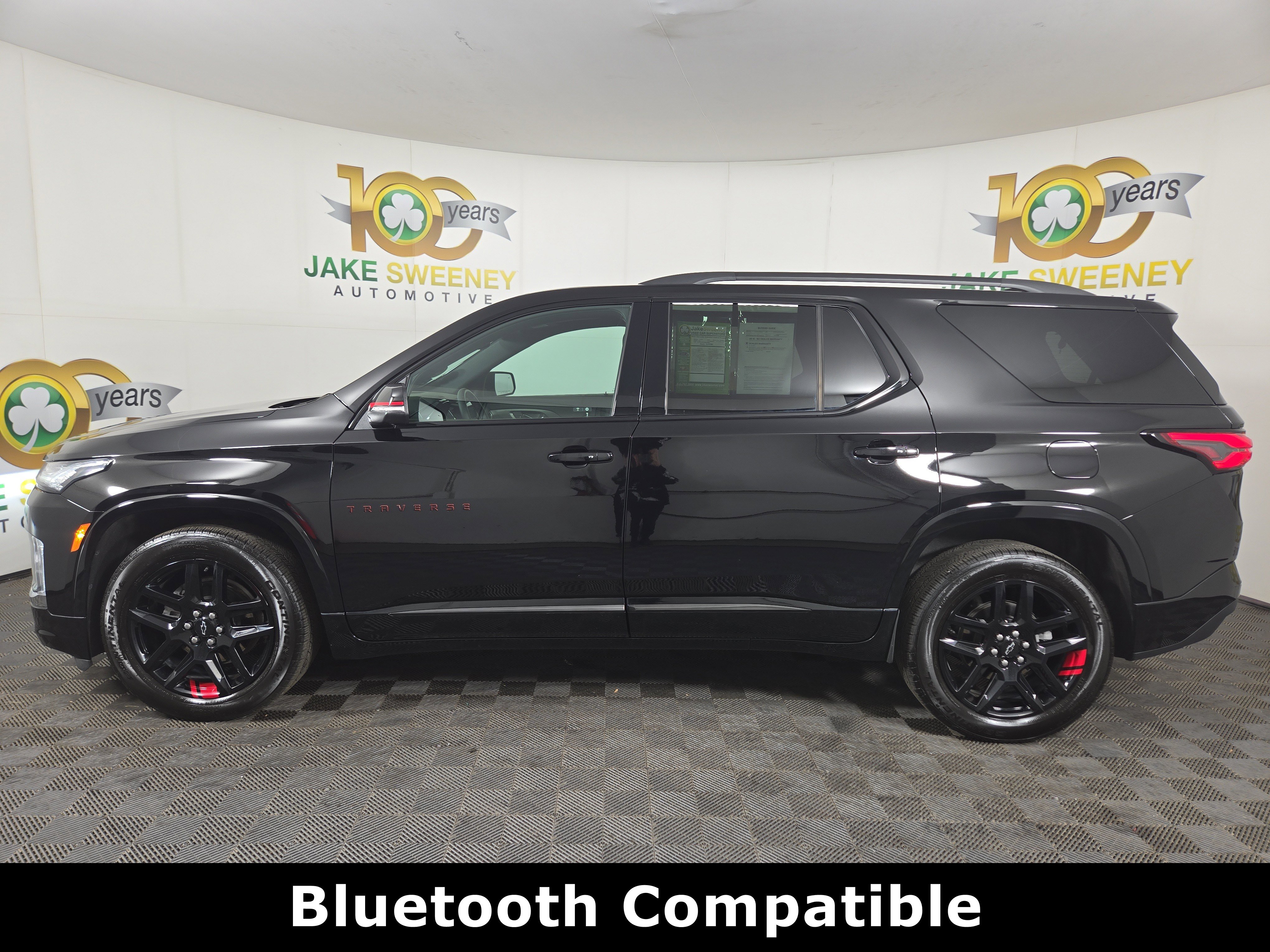 Certified 2024 Chevrolet Traverse Premier w/ Redline Edition image 4