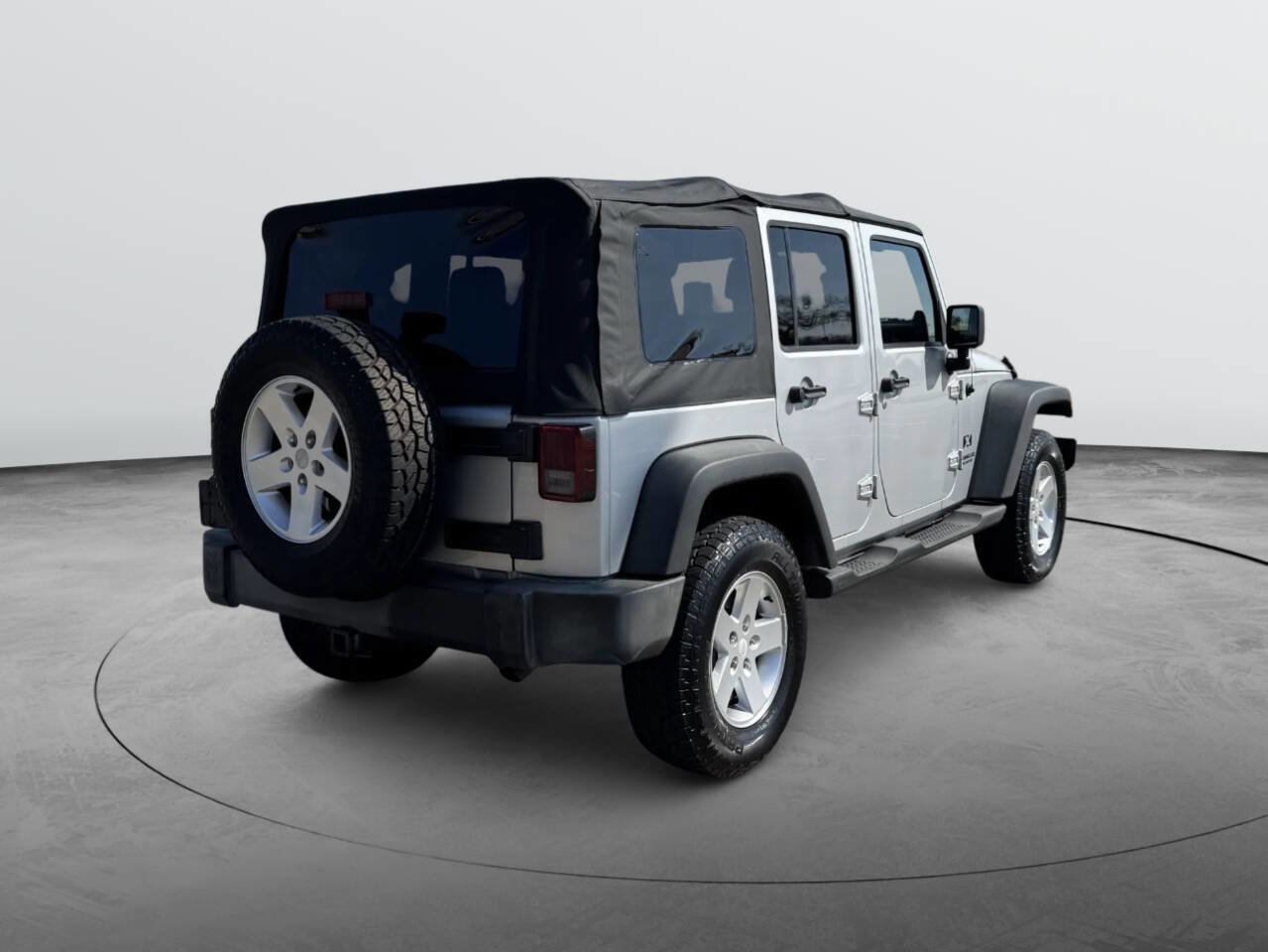 Used 2007 Jeep Wrangler Unlimited X image 6