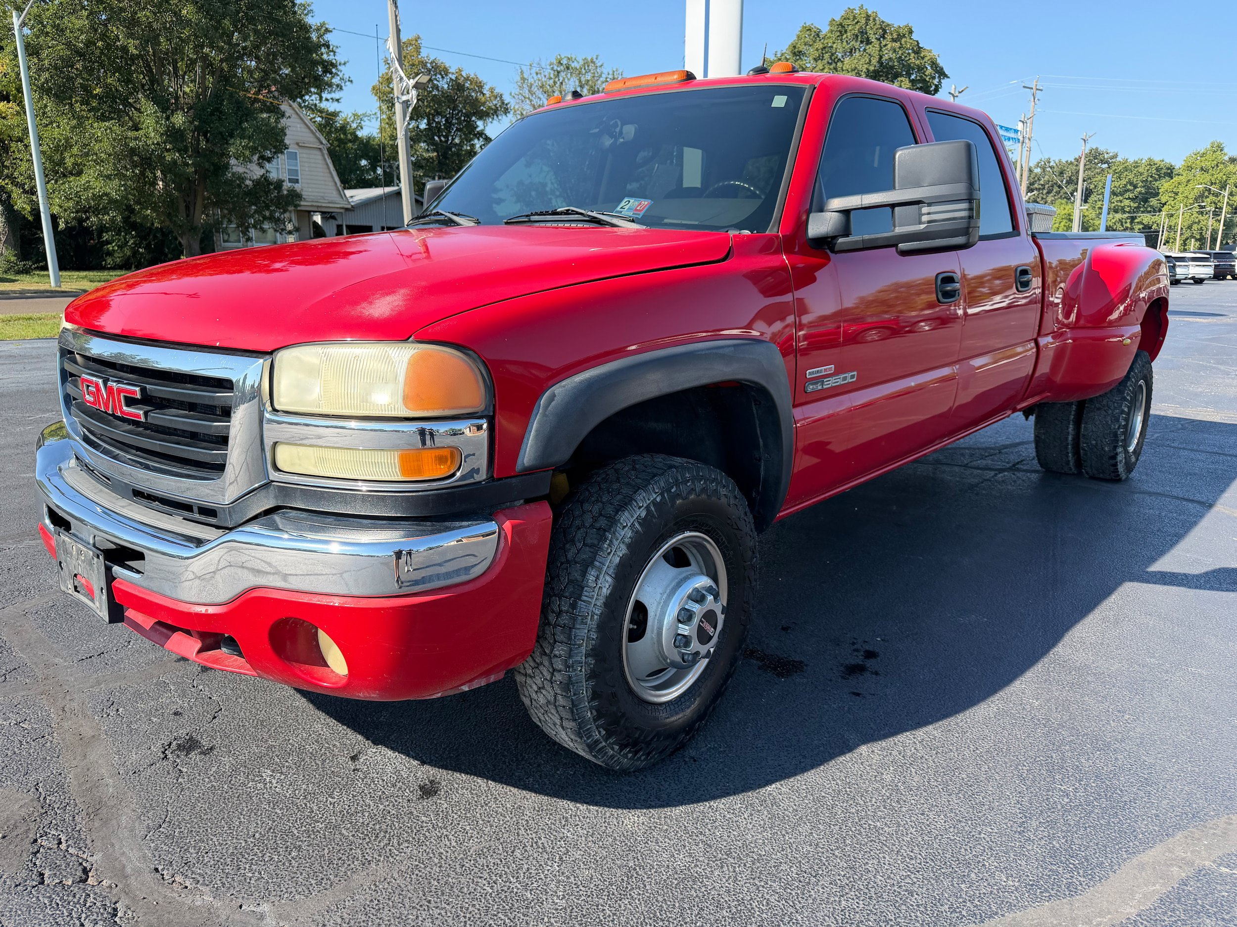 Used 2005 GMC Sierra 3500 SLE w/ Heavy-Duty Power Package AWD/4WD image 3