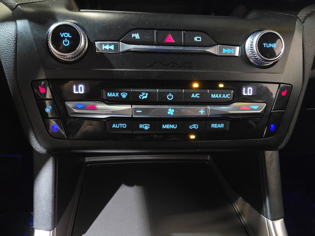 Used 2020 Ford Explorer ST AWD/4WD image 16